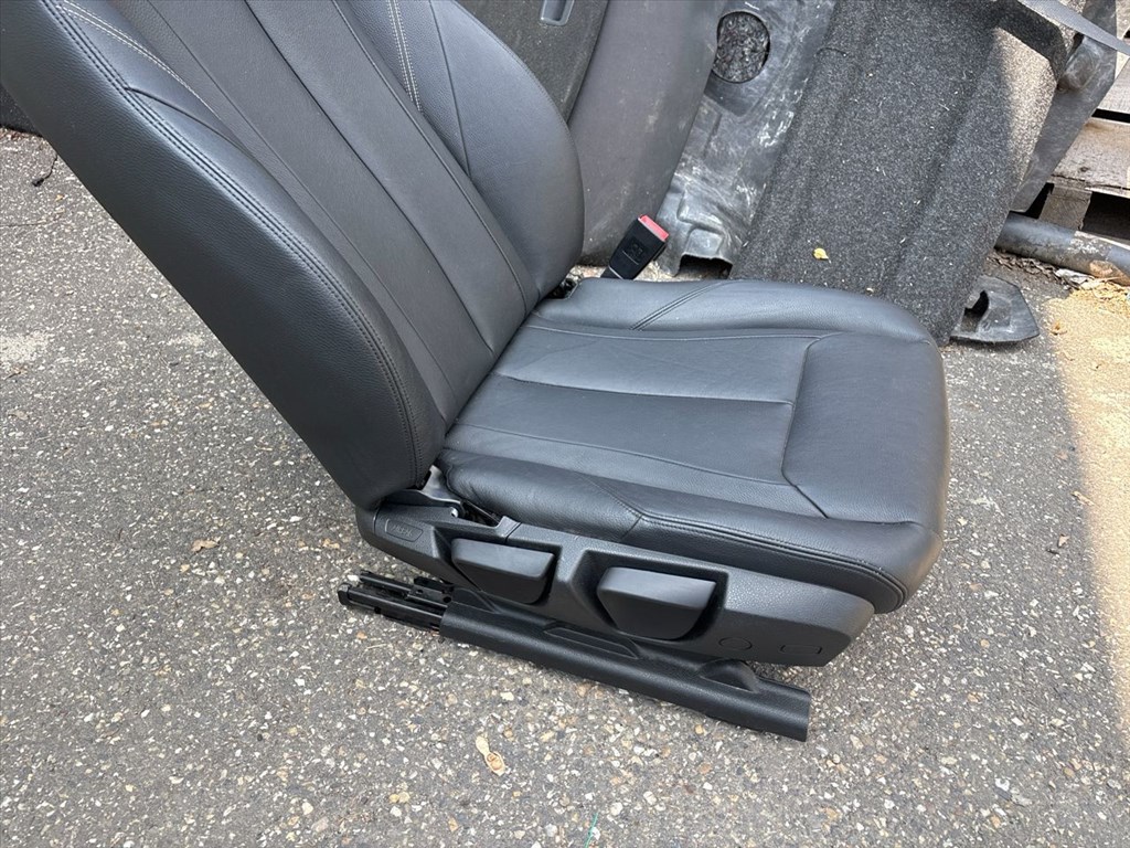 BMW 3 GRAN TURISMO F34 Jobb első Ülés 4. kép