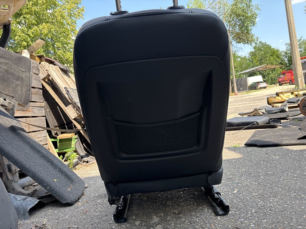 BMW 3 GRAN TURISMO F34 Jobb első Ülés 5. kép