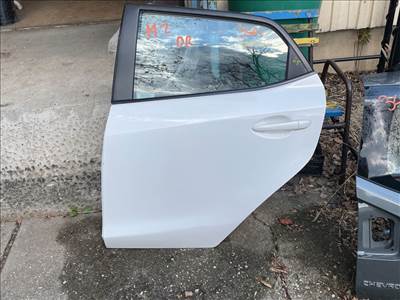 MAZDA 2 DE Bal hátsó Ajtó (Részeivel)