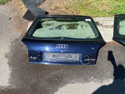 AUDI A3 8L1 Csomagtérajtó (Részeivel) 004004