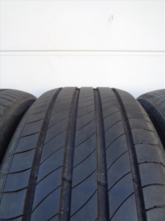 Michelin 235/50R19 nyári gumi 2023-as újszerű állapotban eladó. 2. kép
