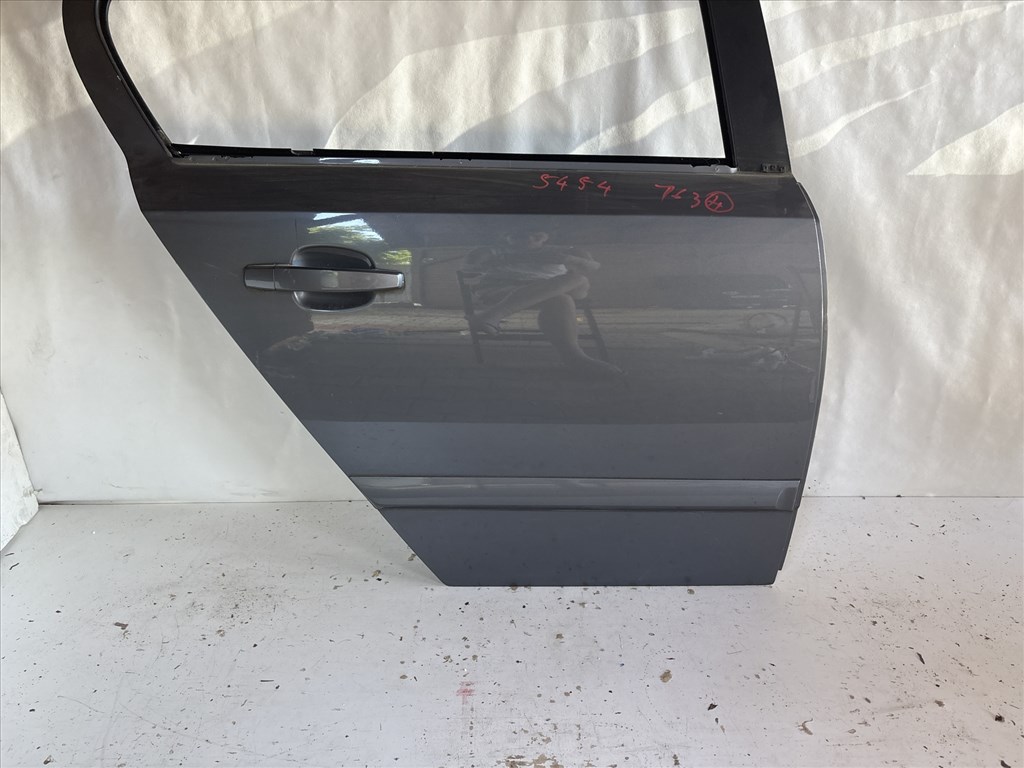 13286 Opel Astra H Jobb hátsó Ajtó Grafit Z155 5 ajtós 2. kép