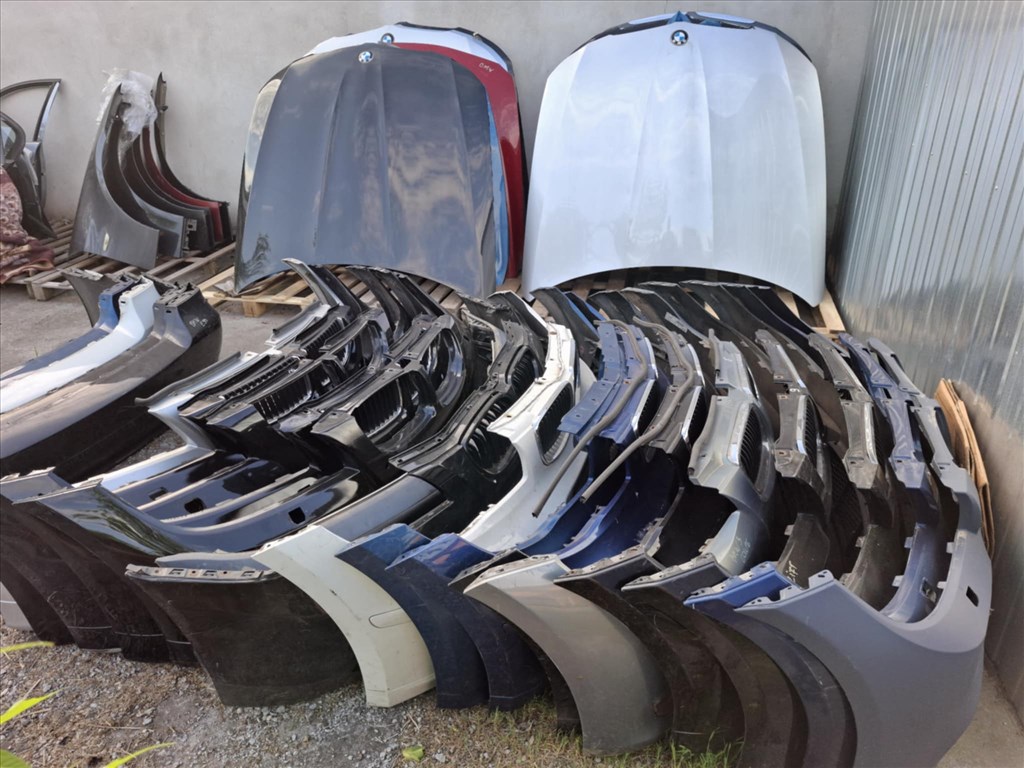 Eladó BMW E90 E91 E92 E93 E87 E60 lökhárító  9. kép