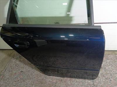 Audi A4 (B6/B7) Jobb hátsó Ajtó 5846