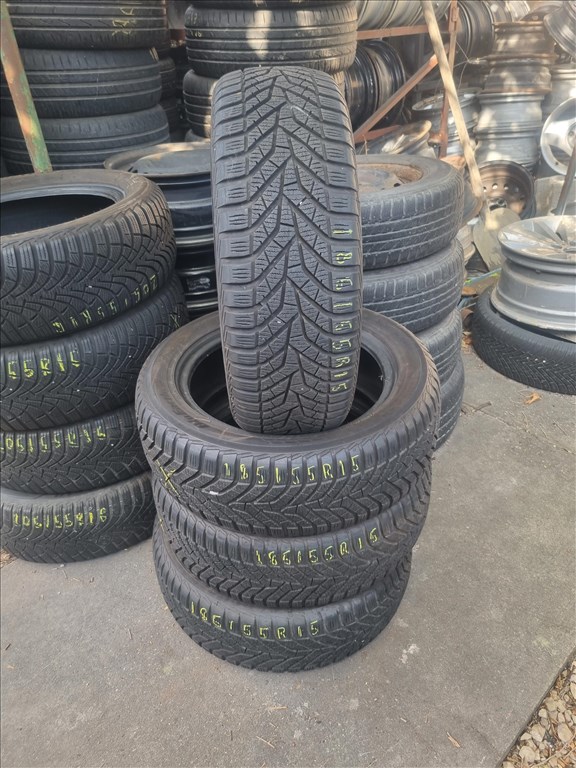  185/5515" újszerű Yokohama BluEarth winter V905 téli gumi 4db  3. kép