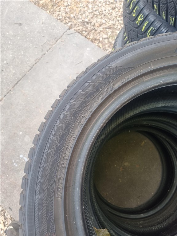  185/5515" újszerű Yokohama BluEarth winter V905 téli gumi 4db  6. kép