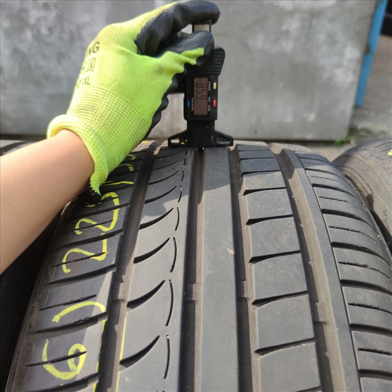  225/35 R19 Austone nyári gumi 88000ft a 4db/176/ 2. kép