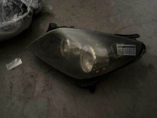 Opel Astra H OPEL ASTRA H Bal Fényszóró