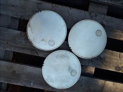 Volkswagen Golf II felni kupak   3 db  323601149