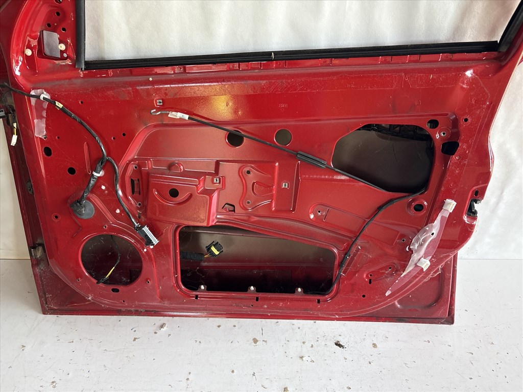 13197 Opel Astra H Jobb első Ajtó   Piros  7. kép