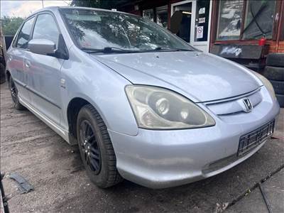 Honda Civic VII 1.6i bontott alkatrészei