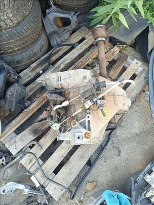 Ford S-MAX Mk1 Váltó  smac0311 6m5r7002db