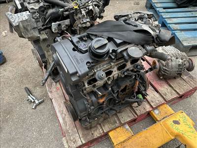 VW GOLF VI 5K1 Motor (Fűzött blokk hengerfejjel)