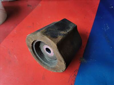 BMW 3 E91 Differenciálmű Tartó Bak  6777903