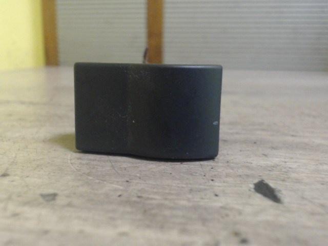 MAZDA 3 03.10-06.06 Ablakemelő kapcsoló pozíció független 1. kép