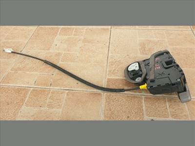 Opel Astra K Jobb első ajtózár AMM 13597530