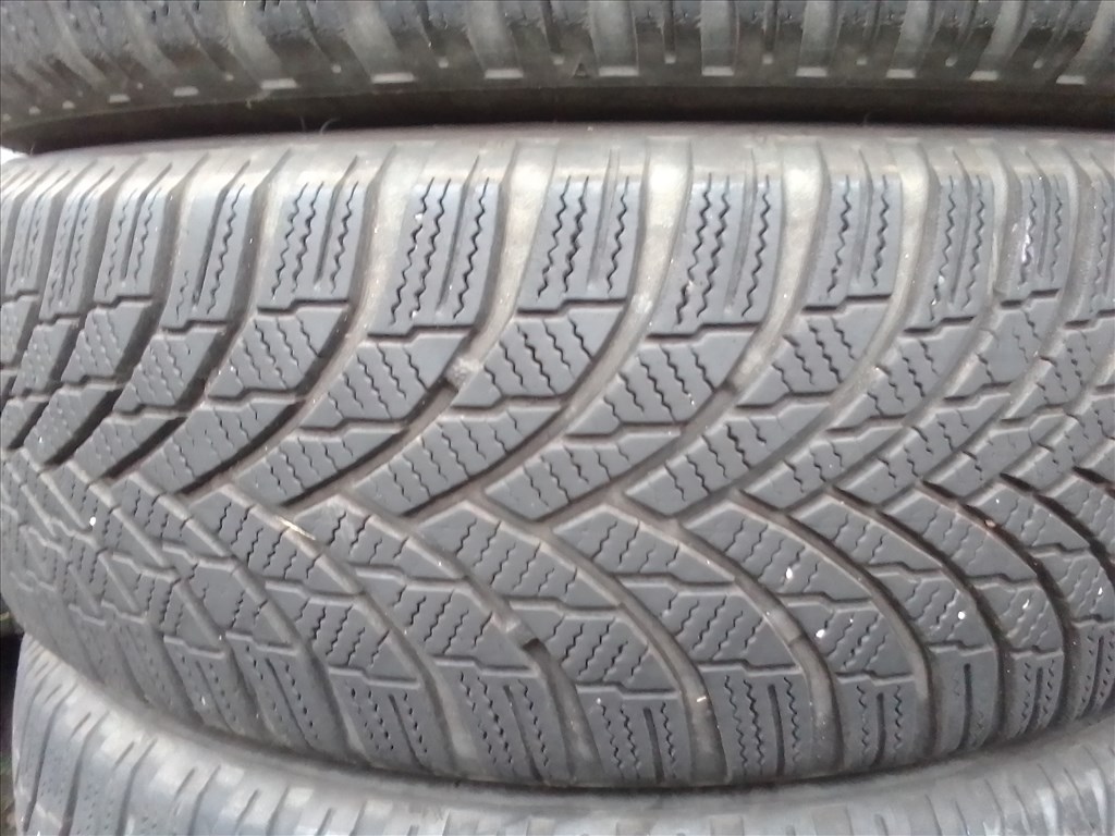  185/60R15 Firestone 2021-es téli gumi garnitúra 3. kép