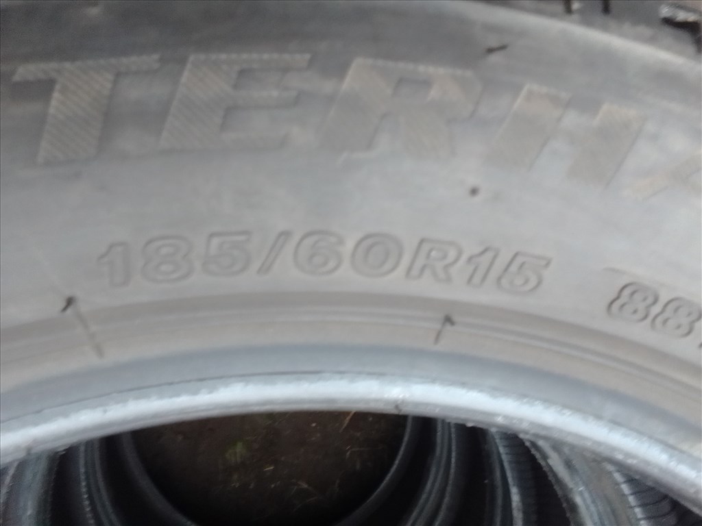  185/60R15 Firestone 2021-es téli gumi garnitúra 5. kép