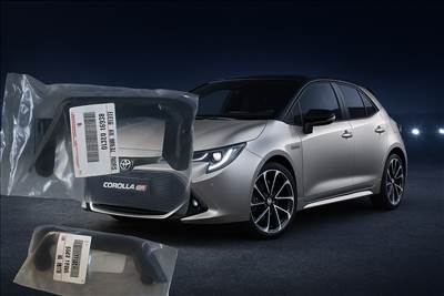 Toyota Corolla (E210) kerékjárat burkolat ÚJ   6563102310