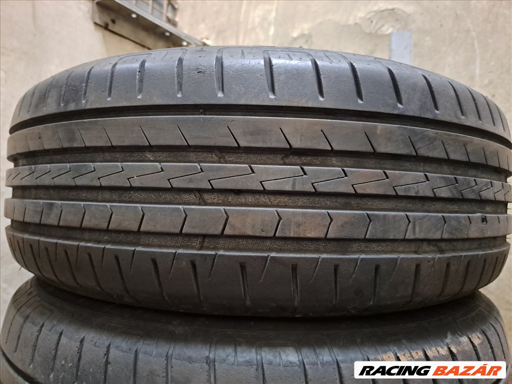 2db 195/60 R15 Vredestein Sportrac 5 nyári gumi eladó!!! ára! 8500Ft/db Állapota: 6mm minta 2. kép