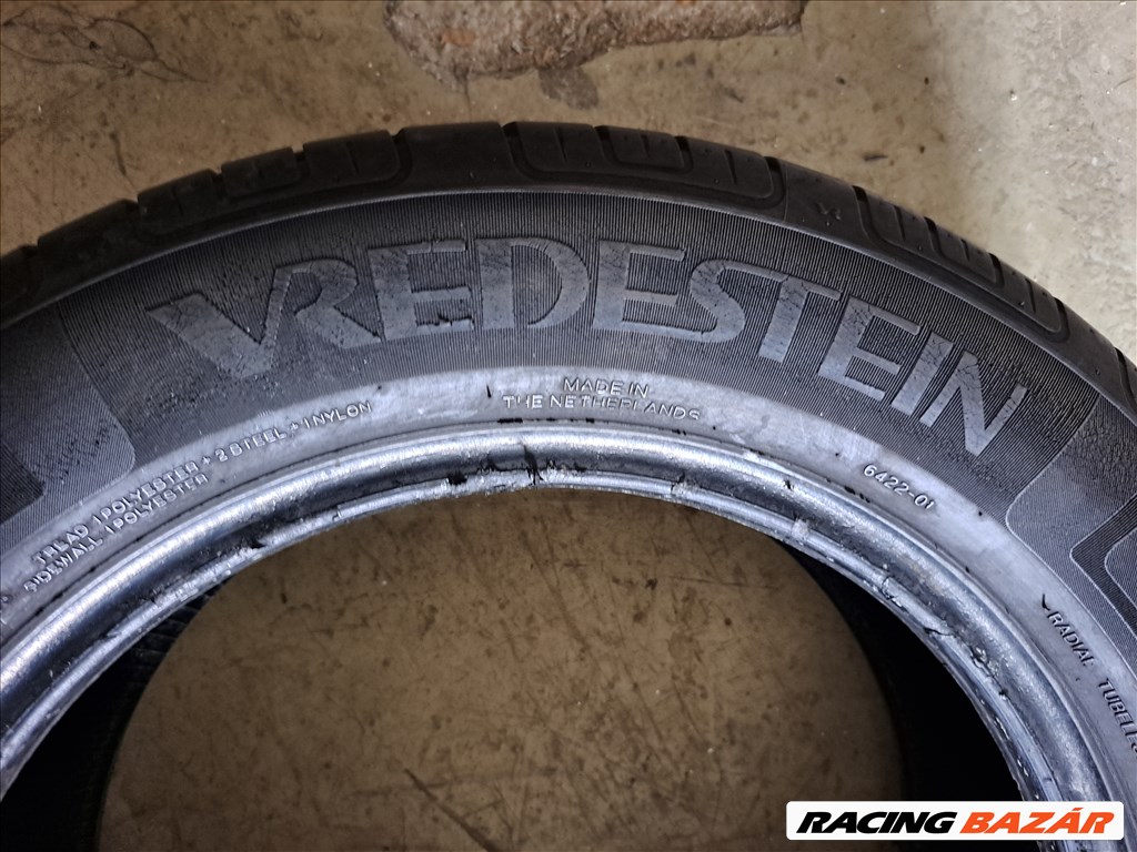 2db 195/60 R15 Vredestein Sportrac 5 nyári gumi eladó!!! ára! 8500Ft/db Állapota: 6mm minta 4. kép