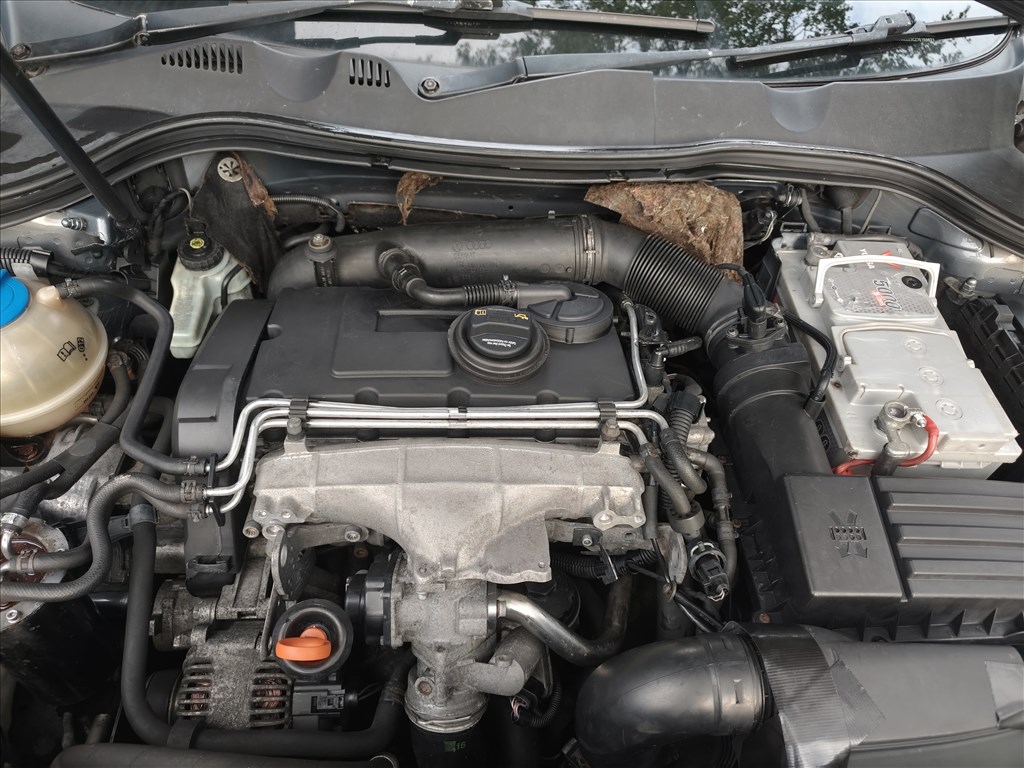 VW Passat B6 Audi A3 2.0 pdtdi bkp komplett motor  1. kép