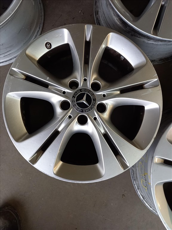  Mercedes W205 C Klasse 5x112 7x17 gyári aluszett szenzorokkal bXX 1. kép