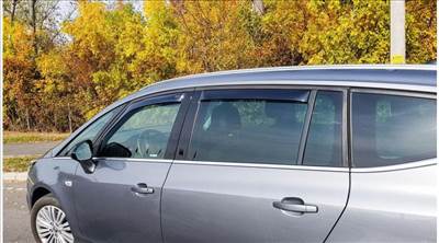 Opel Zafira C légterelő szett