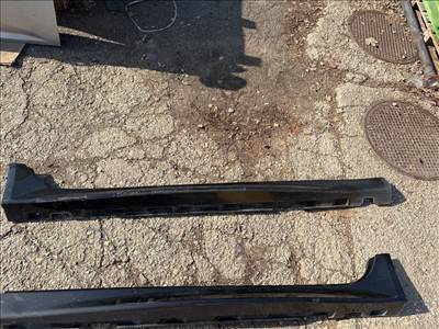 JAGUAR XF _J05_, CC9 Jobb Küszöb