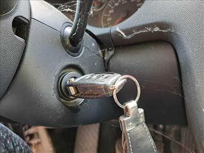 Audi A3 (8P)  quattro  2.0 PD BKD gyújtáskapcsoló 