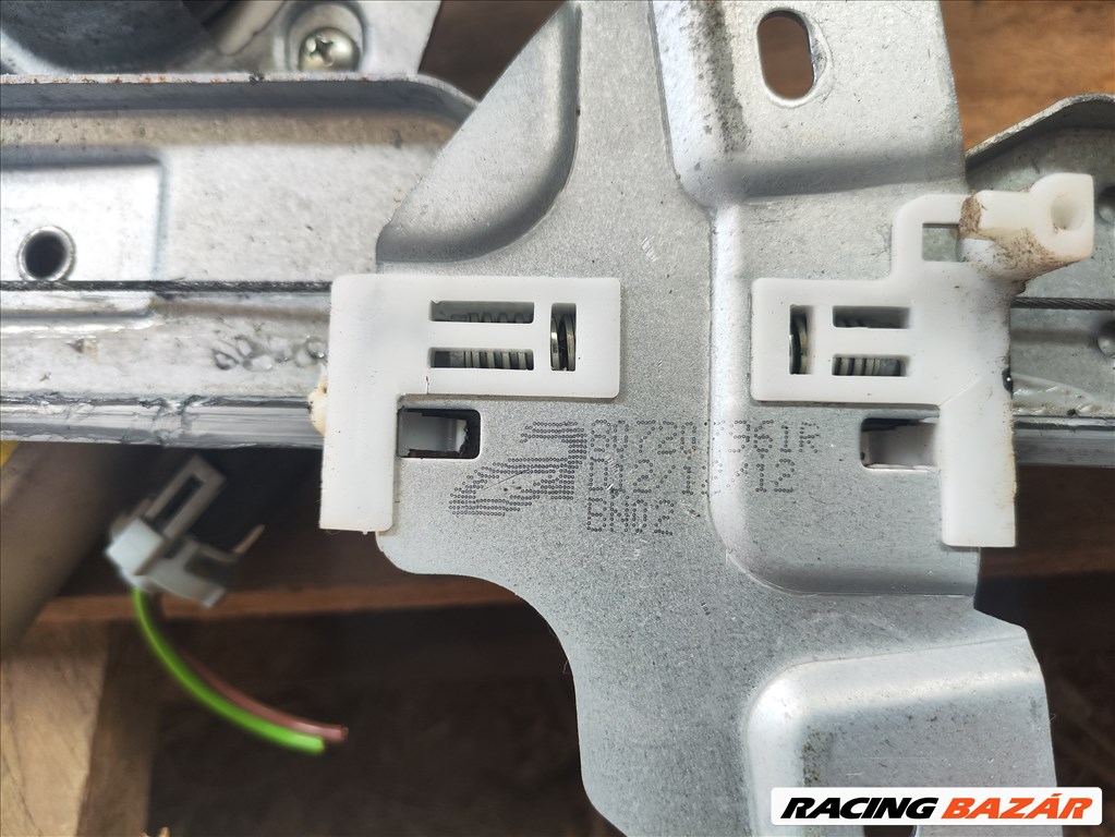 Dacia Duster I jobb első ablakemelő szerkezet motorral  807207961r 2. kép