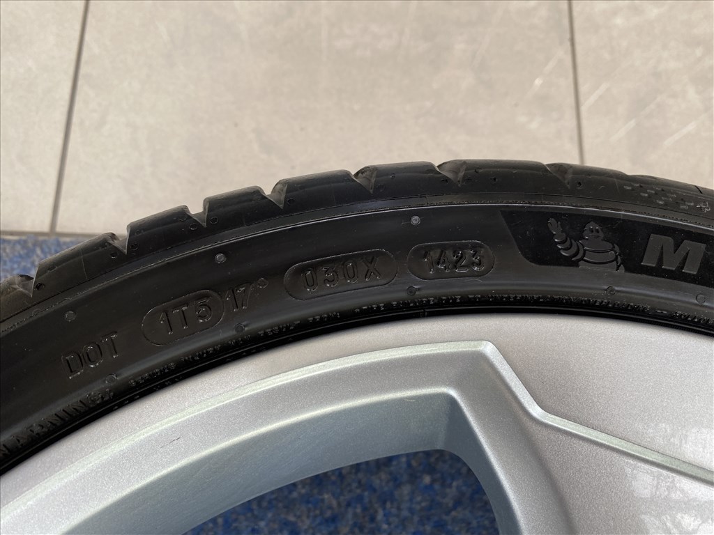 (3619) Audi 19 gyári alufelni felni, 5x112, 235/35 nyári gumi, A3 S3 4. kép