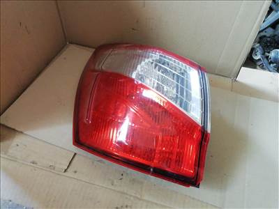 Nissan Qashqai (J10) Bal hátsó lámpa 