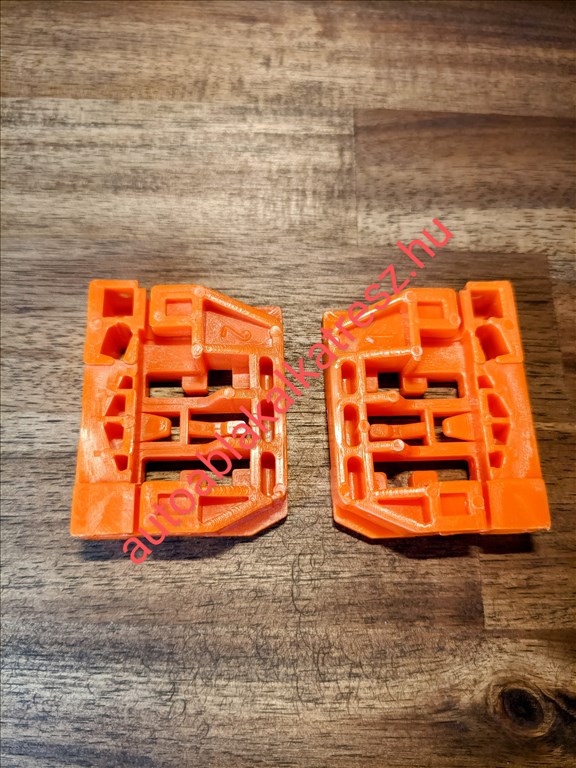 ABLAKEMELŐ ALKATRÉSZEK RAKTÁRRÓL 54. kép