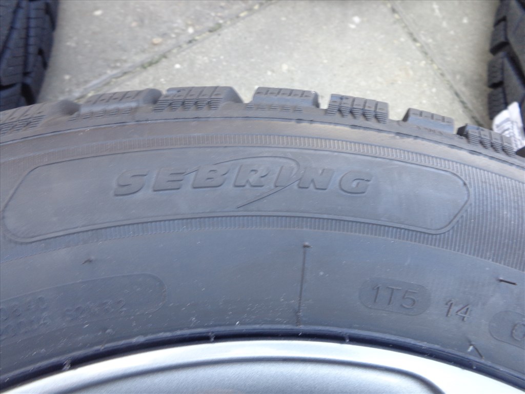 Ford Kuga új téli garnitúra TPMS-sel 4. kép