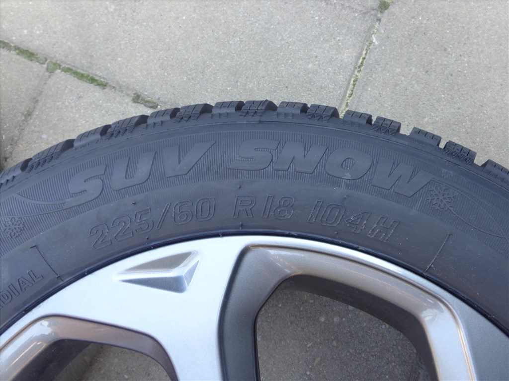 Ford Kuga új téli garnitúra TPMS-sel 5. kép