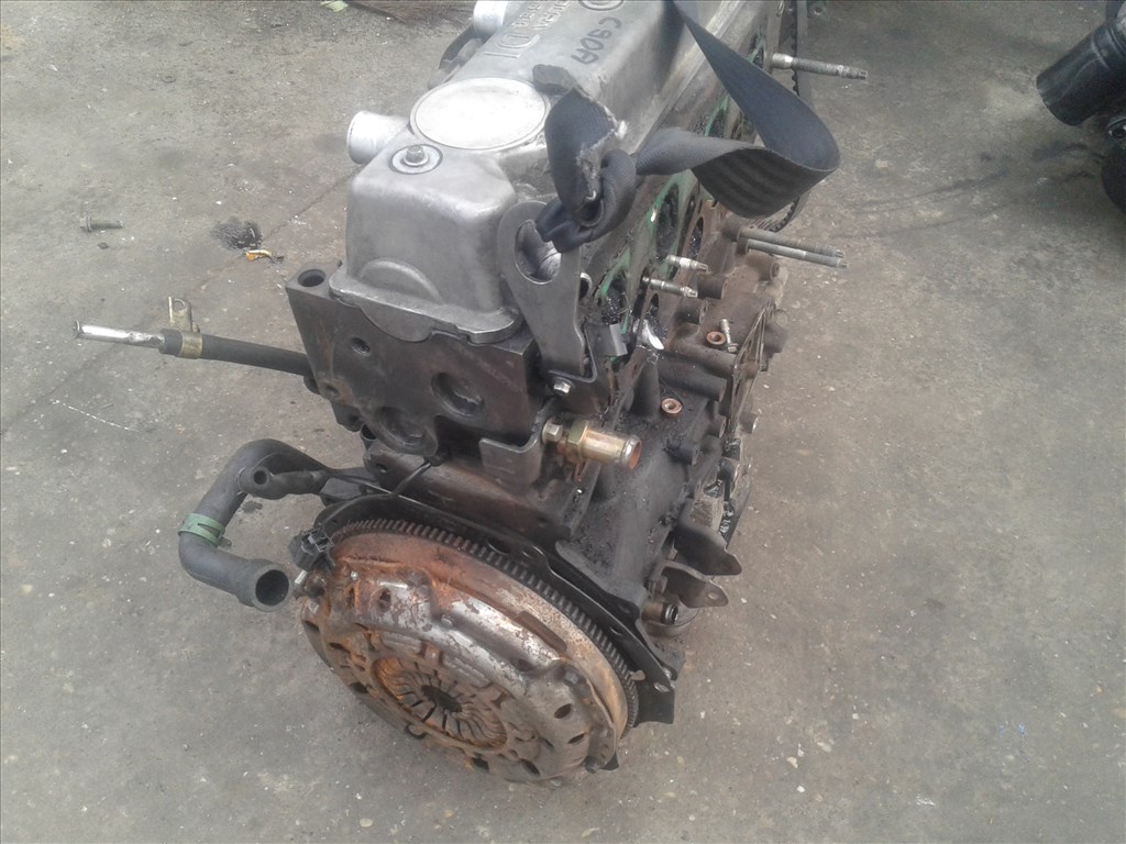 Ford Focus Mk1 1.8 TDDi komplett motor  3. kép