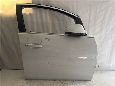13767 Opel Astra J Jobb első Ajtó Fehér a képen látható sérüléssel