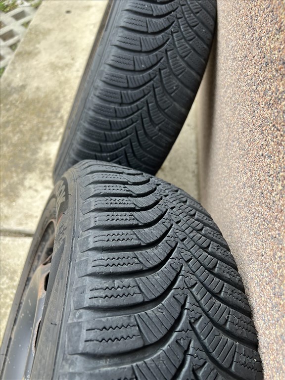  Hankook Winter i*cept RS2 téli 175/65 R14 82 T TL / Gyári acélfelni 14 BB5 1/2 JX14X47.5 14x5,5 3. kép