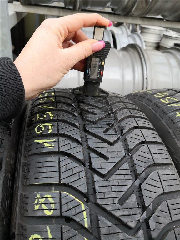 195/55 R17 Pirelli téli gumi 50000ft a 4db/228/ 3. kép