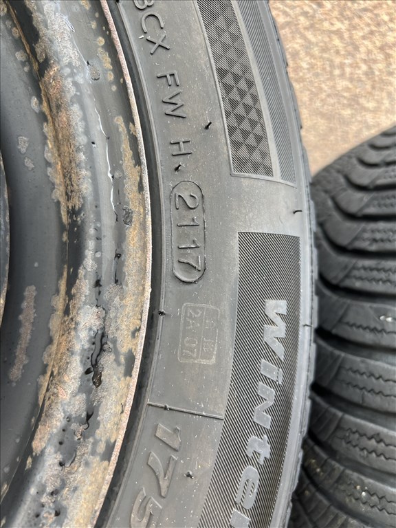  Hankook Winter i*cept RS2 téli 175/65 R14 82 T TL / Gyári acélfelni 14 BB5 1/2 JX14X47.5 14x5,5 4. kép