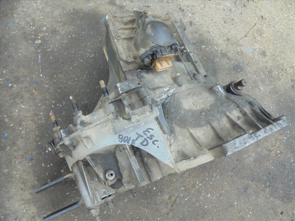 Ford Escort Mk6 1.8 TD sebességváltó  1. kép