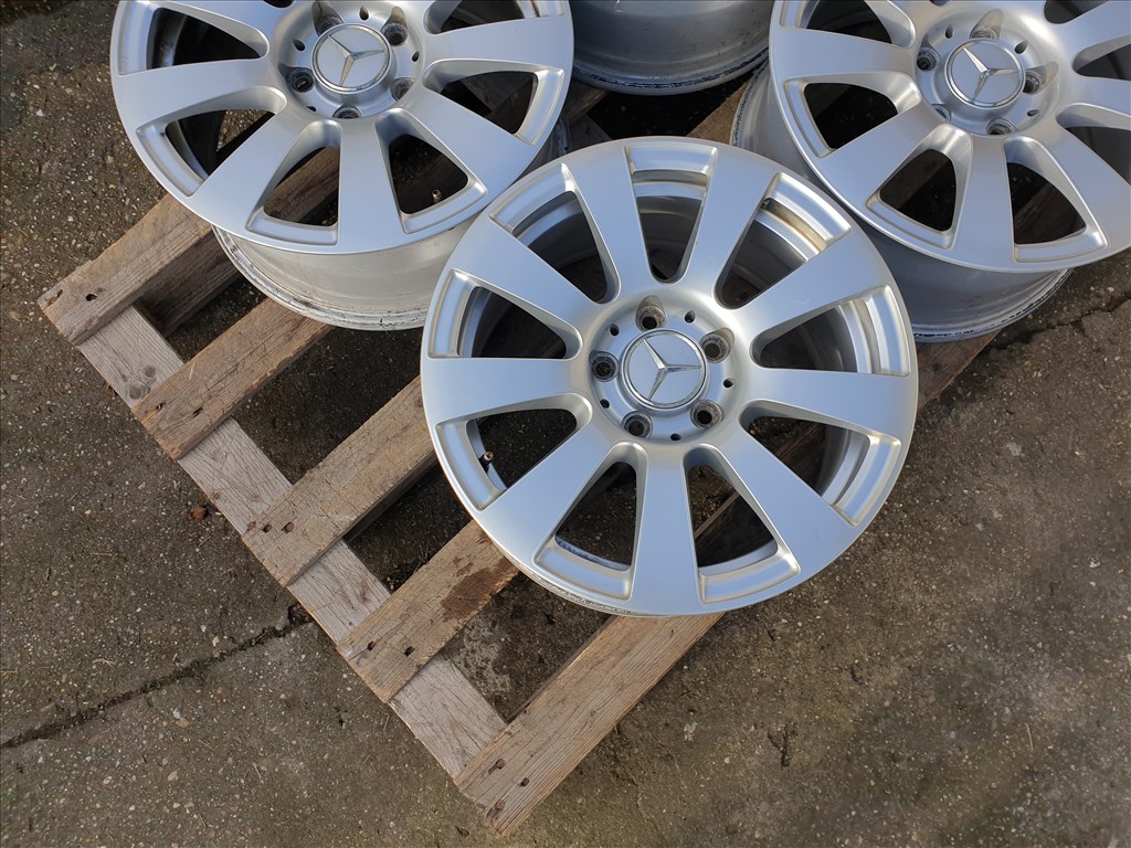 16" 5x112 Mercedes W212 4. kép