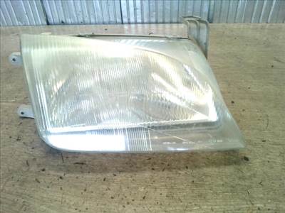 SUZUKI SWIFT 96-05 Jobb első fényszóró