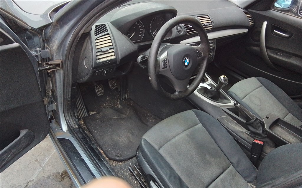 BMW 118 (E81, E82, E87, E88) bontott alkatrészei 6. kép