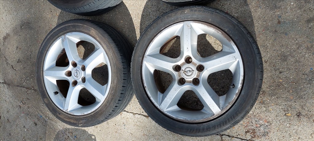  5x110 lyukosztású 7JJ 17" használt (gyári felni) alufelni 2. kép