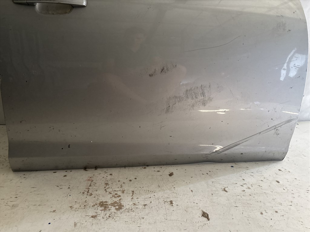 13766 Opel Astra J Jobb első Ajtó Ezüst z176 3. kép