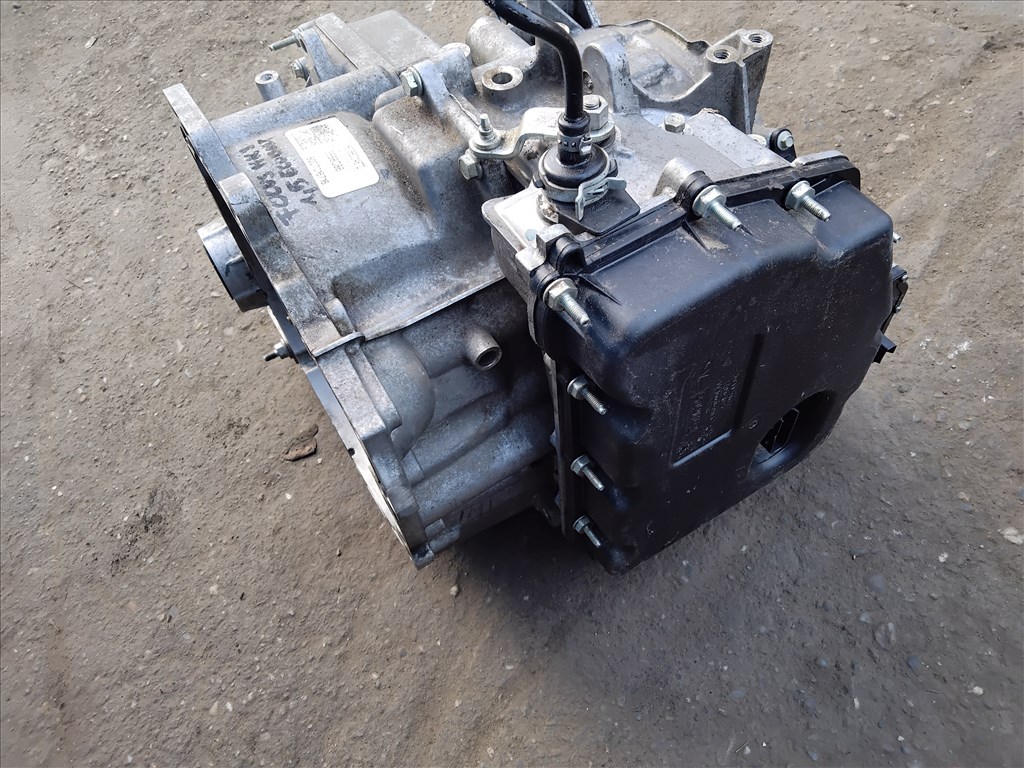 Ford Focus Mk3 Turnier 1.6 EcoBoost sebességváltó  4. kép