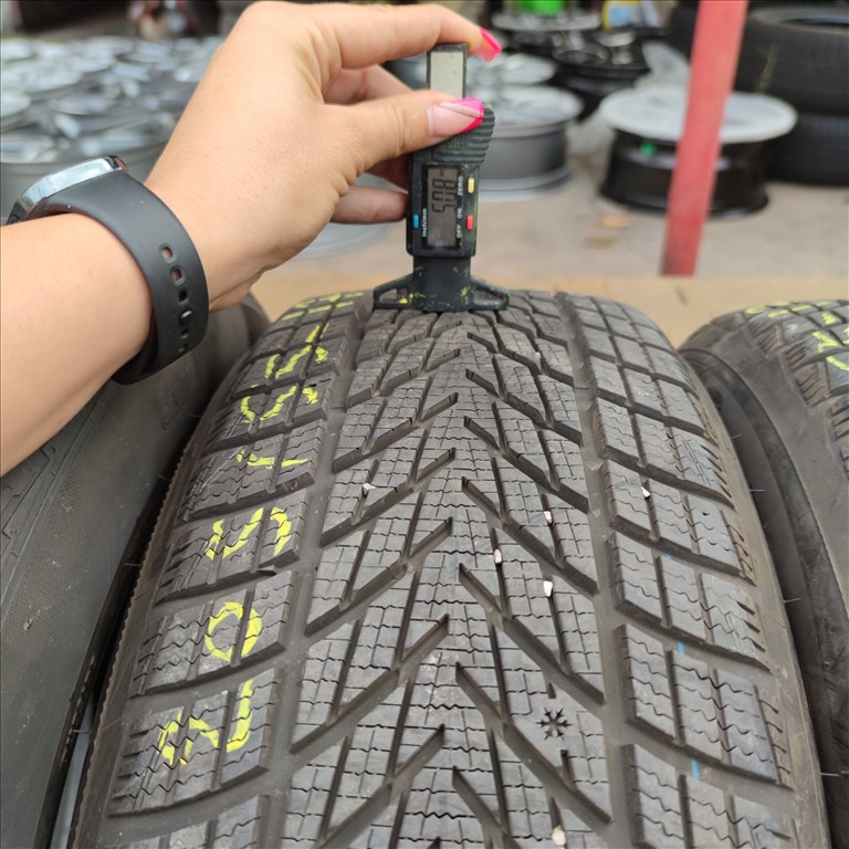  205/55 R17 Goodyear téli gumi 35000ft a 2db/218/ 1. kép