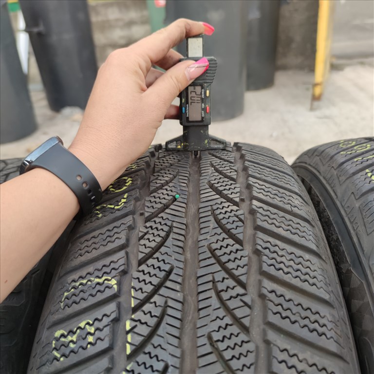  205/60 R16 Sportiva téli gumi 58000ft a 4db/233/ 1. kép